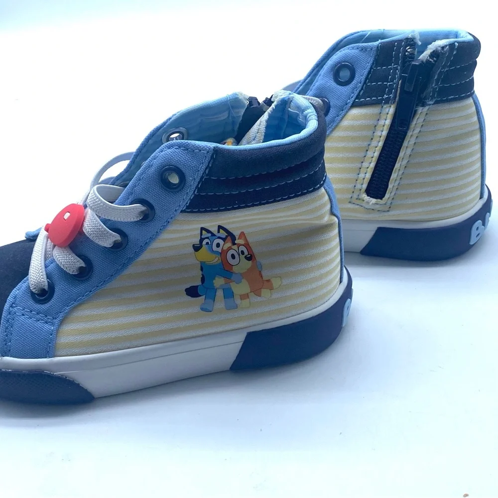 Bluey Toddler Boy High Top Sneakers size 9 - Picture 4 of 9